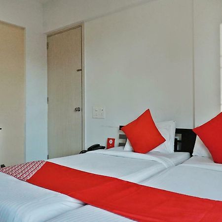 Oyo 12227 Hotel Resonare Baner Pune Extérieur photo