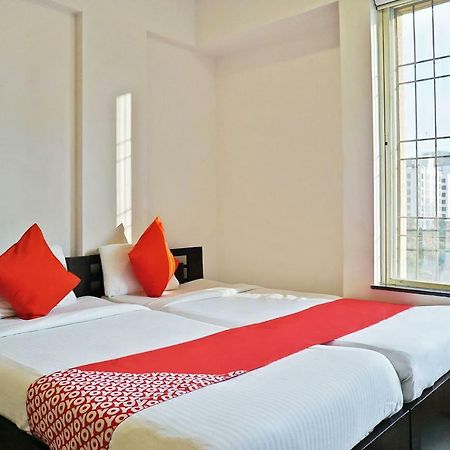Oyo 12227 Hotel Resonare Baner Pune Extérieur photo