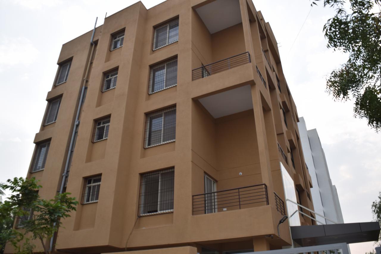 Oyo 12227 Hotel Resonare Baner Pune Extérieur photo