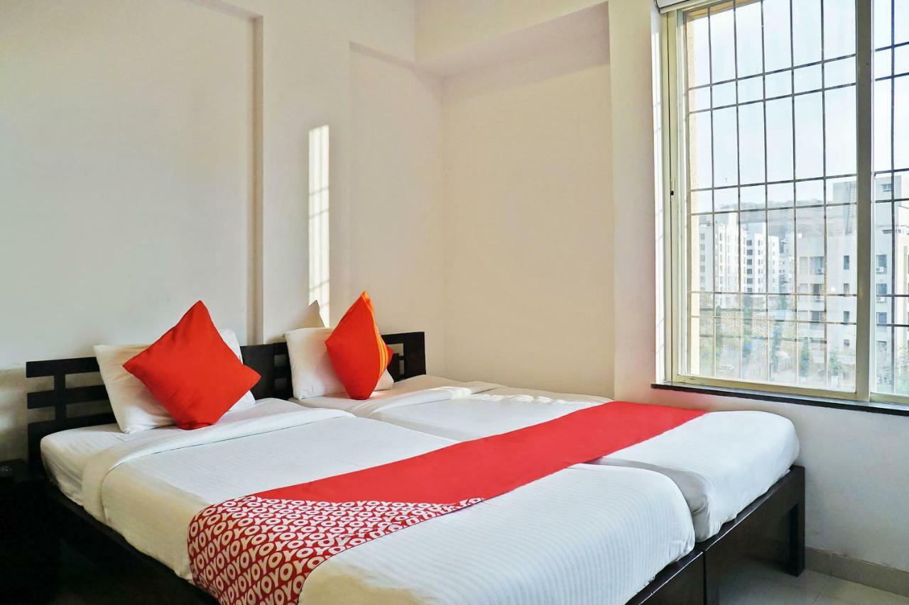 Oyo 12227 Hotel Resonare Baner Pune Extérieur photo