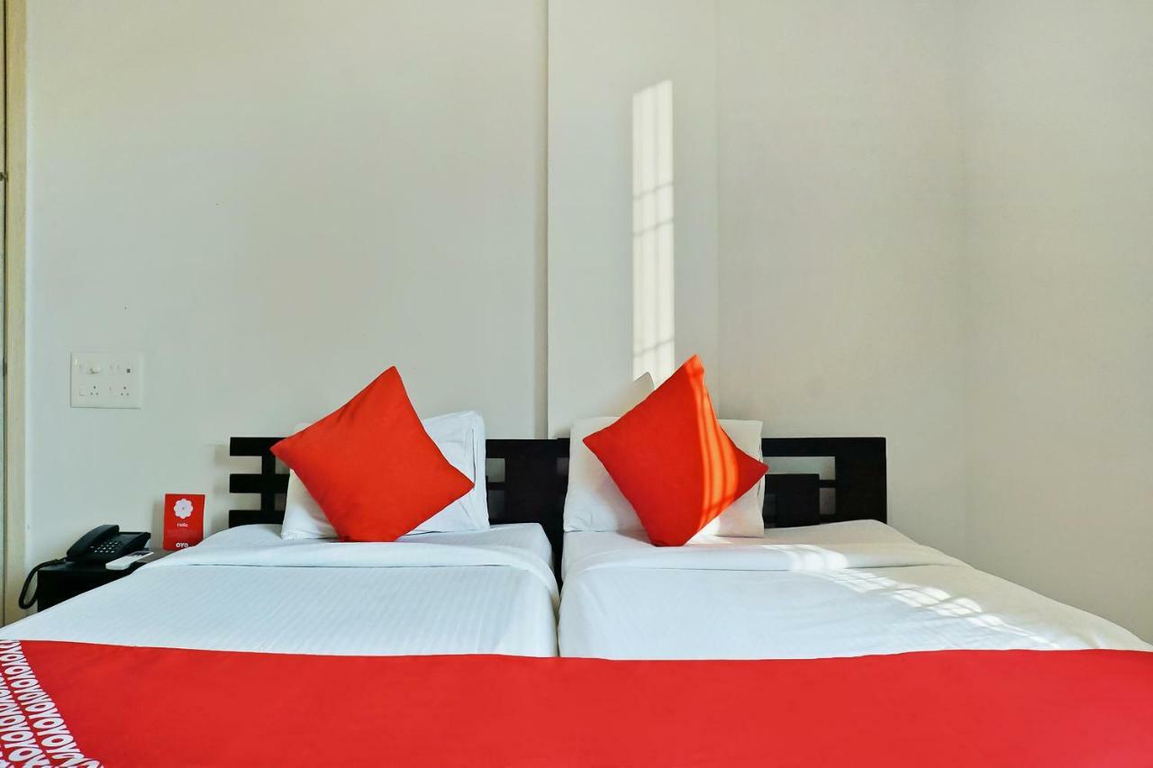 Oyo 12227 Hotel Resonare Baner Pune Extérieur photo
