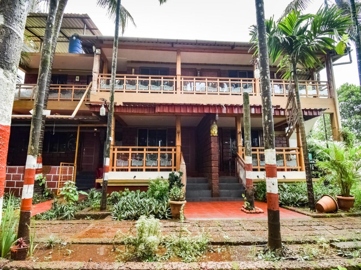 Oyo 12227 Hotel Resonare Baner Pune Extérieur photo